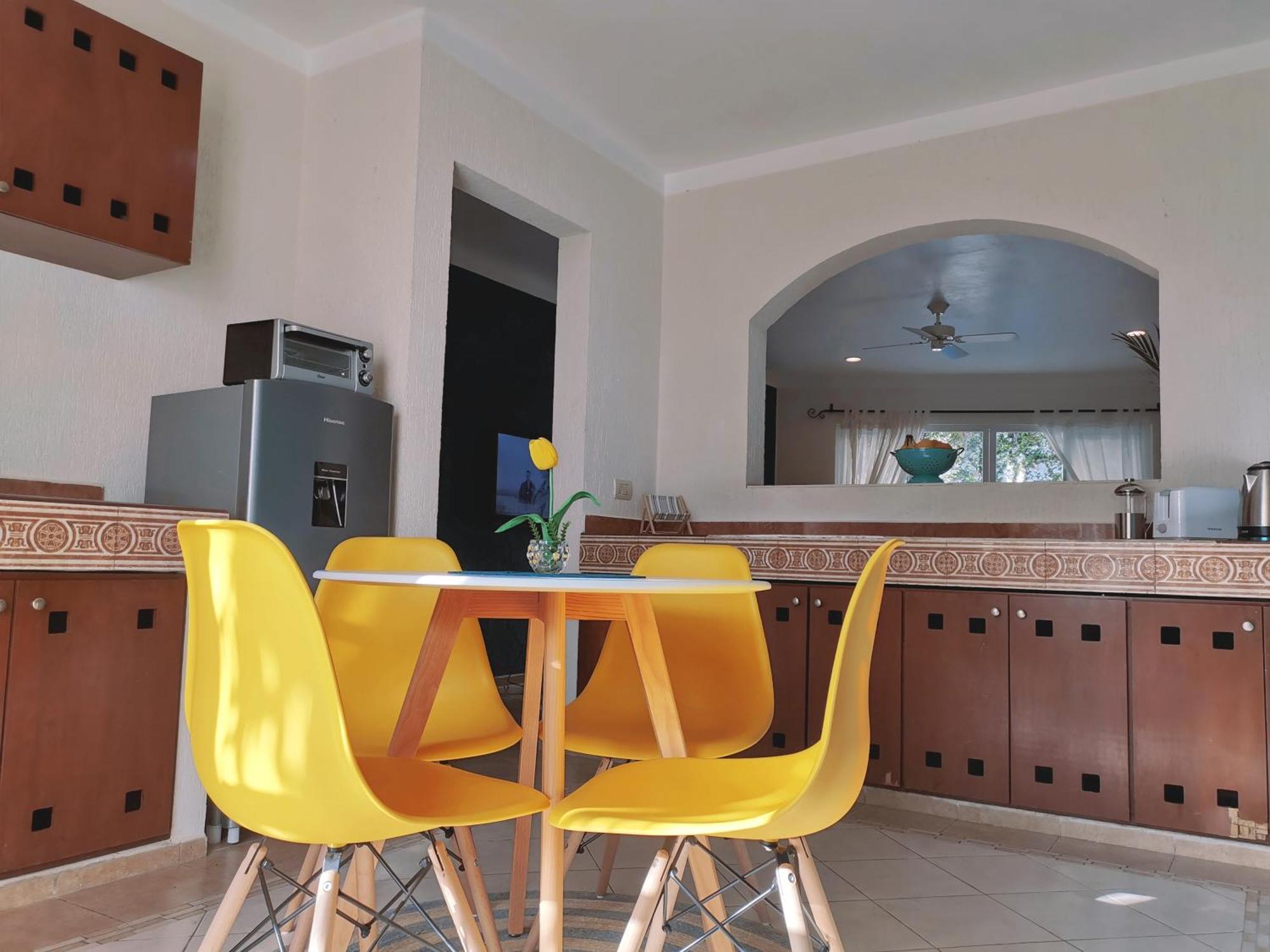 Beautiful & Cozy Near Beach Apartment Pool & Kingsize Bed Cancun Room photo
